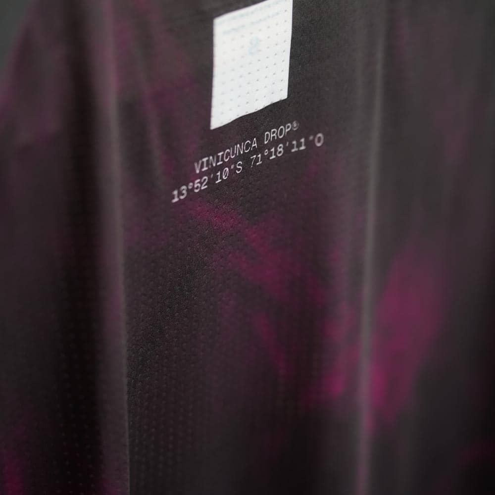 Camiseta Vinicunca Smoke Mujer RUMM